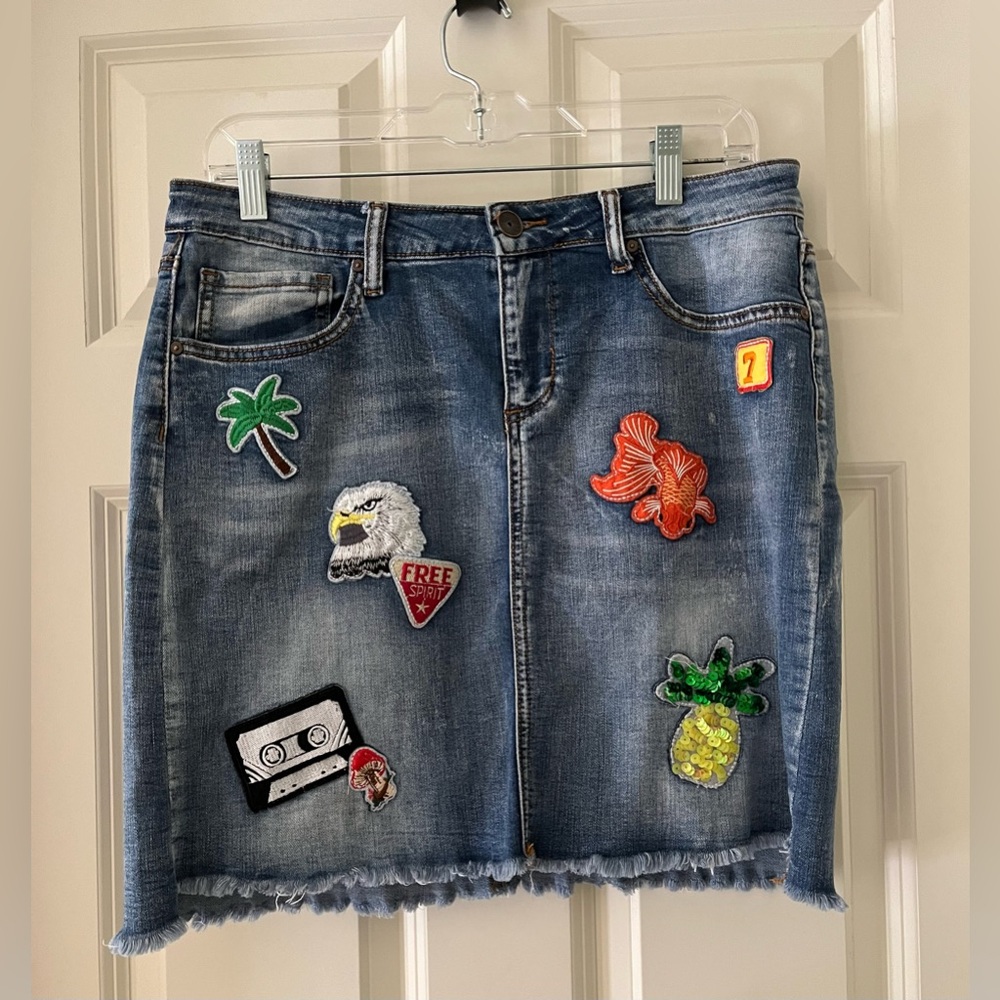 Rocks & Indigo denim mini skirt patch work 80s sequins frayed raw hem 10/29